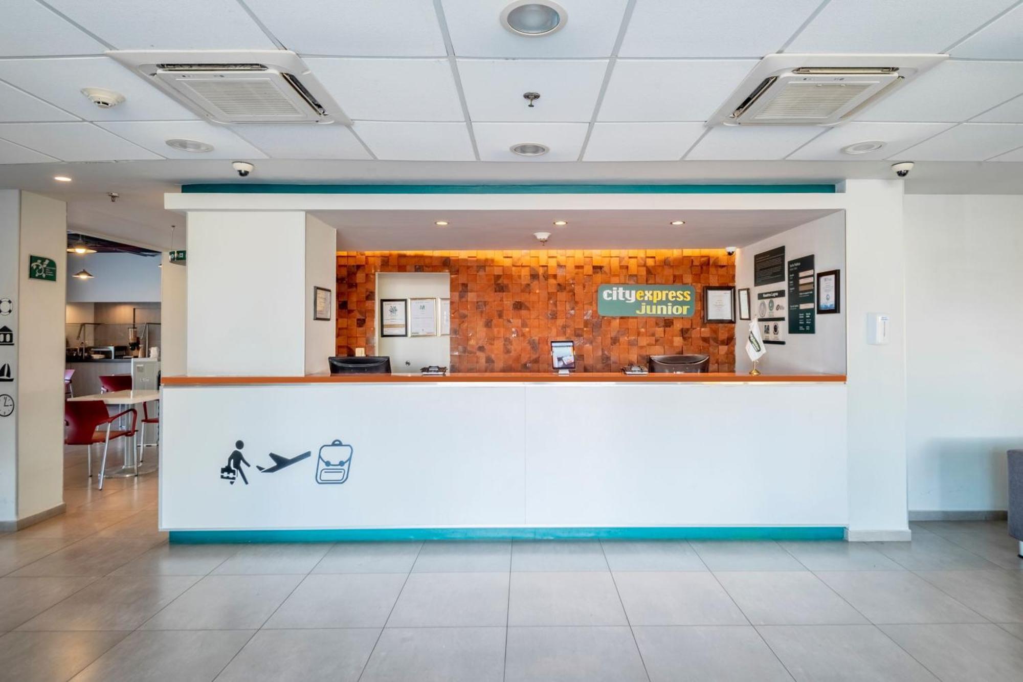 City Express Junior By Marriott Puebla Angelopolis Ngoại thất bức ảnh