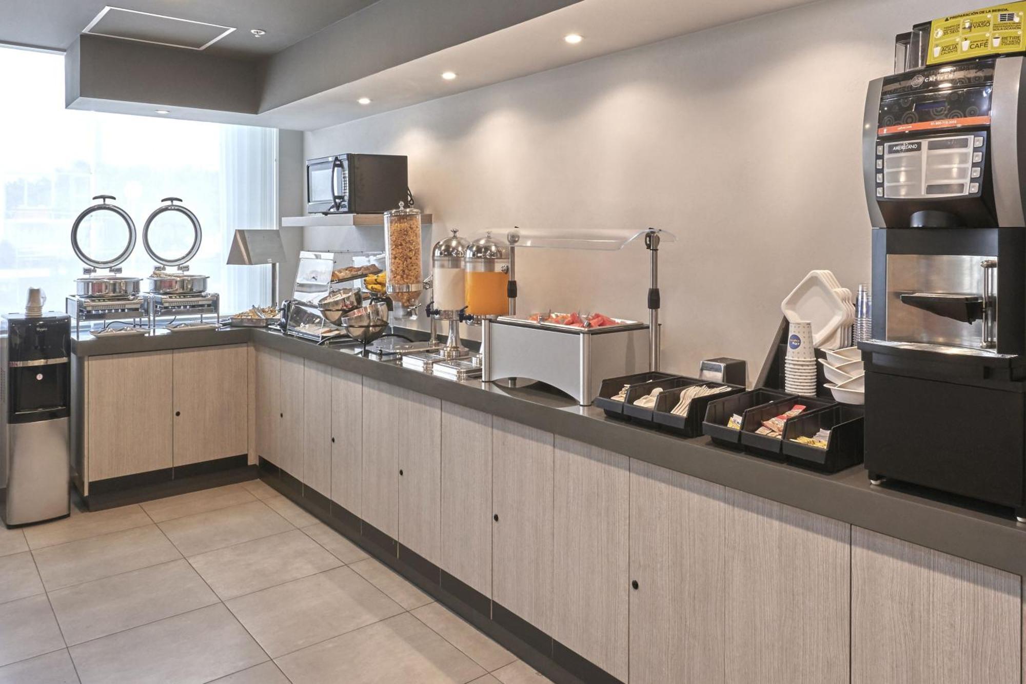 City Express Junior By Marriott Puebla Angelopolis Ngoại thất bức ảnh