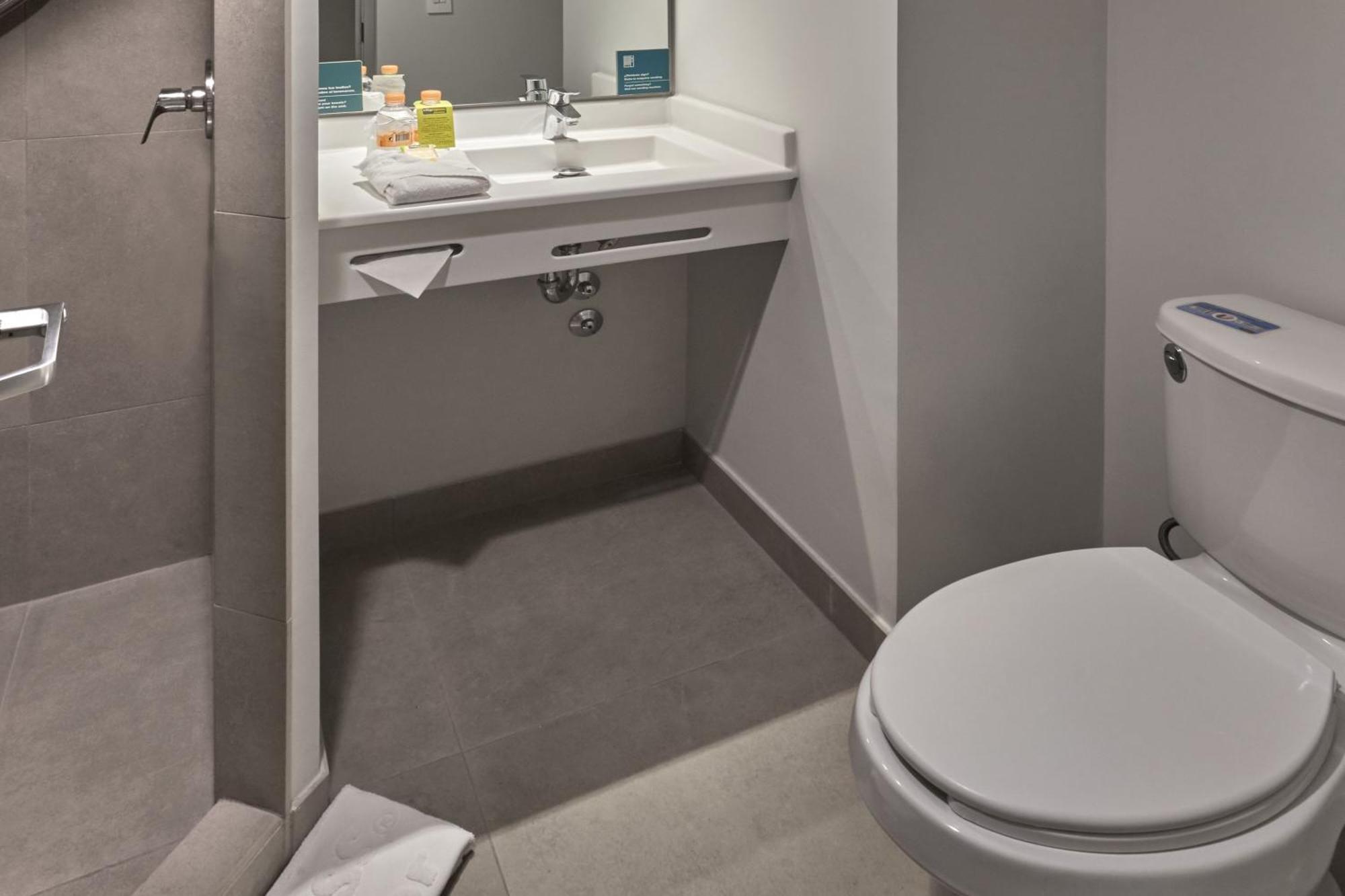 City Express Junior By Marriott Puebla Angelopolis Ngoại thất bức ảnh