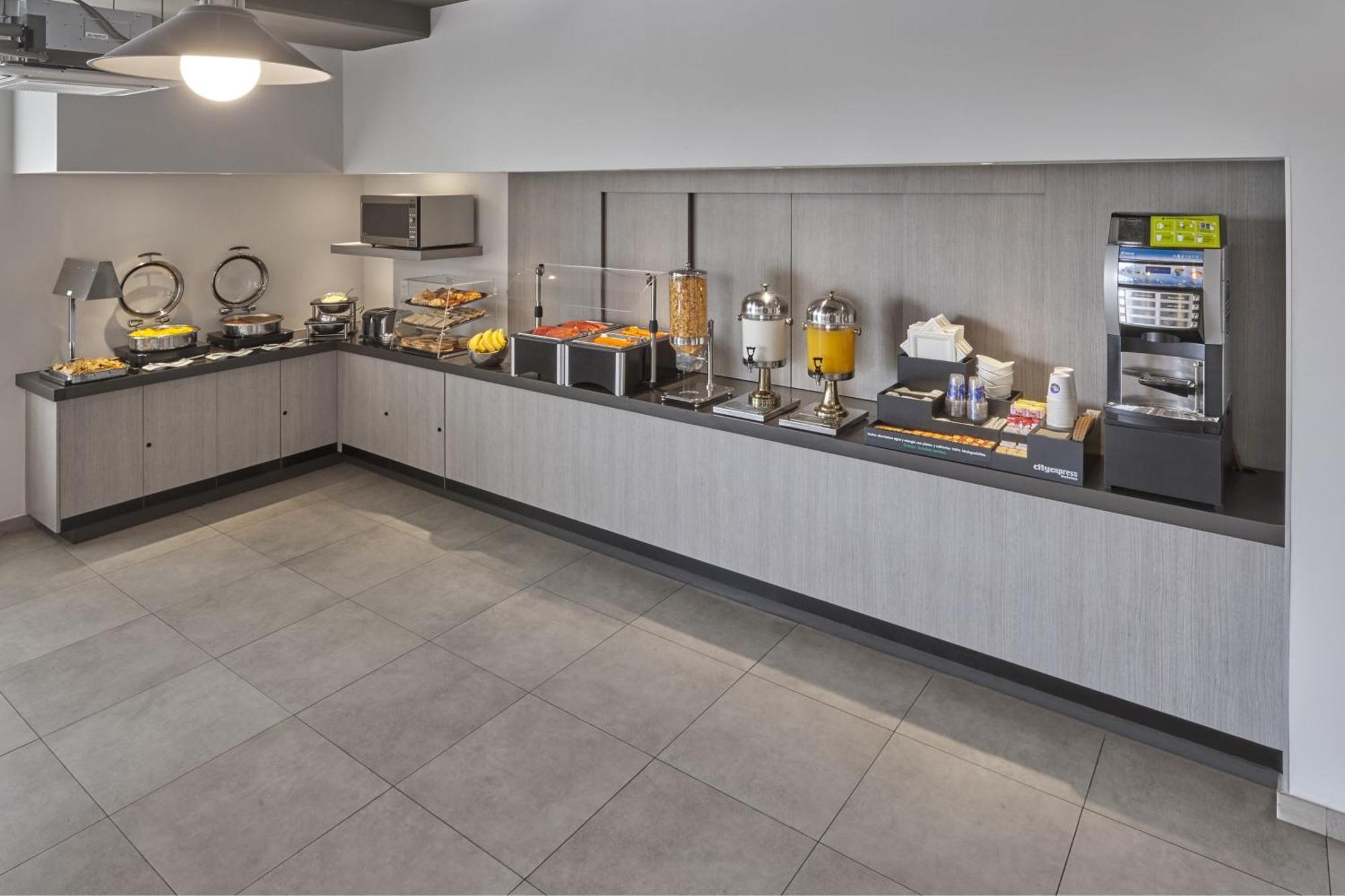 City Express Junior By Marriott Puebla Angelopolis Ngoại thất bức ảnh