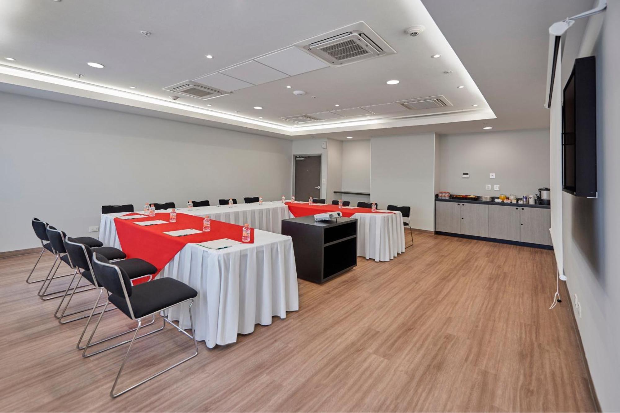 City Express Junior By Marriott Puebla Angelopolis Ngoại thất bức ảnh